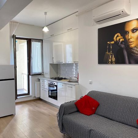 City Center Glam Apartments Palas 雅西 外观 照片